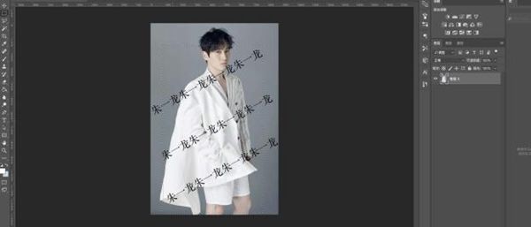 PS完美快速的去除照片中的水印（还原图片最真实的样子）