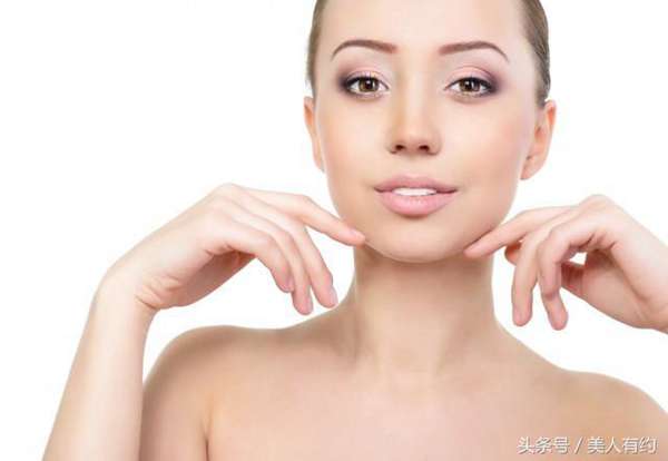 冬天脸上干燥脱皮怎么办？四个常用方法，坚持效果不错