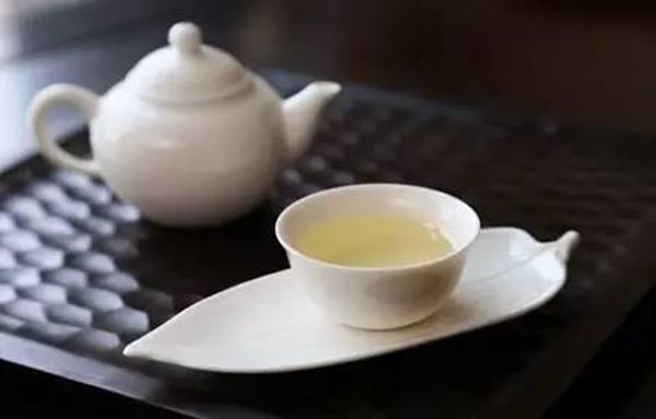 茶道养生茶越新鲜越好？睡前喝茶影响睡眠？
