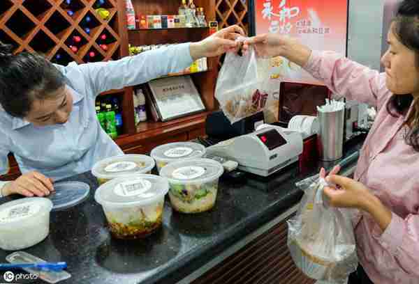 做外卖开什么店好（现在做一家外卖店还能赚钱吗）