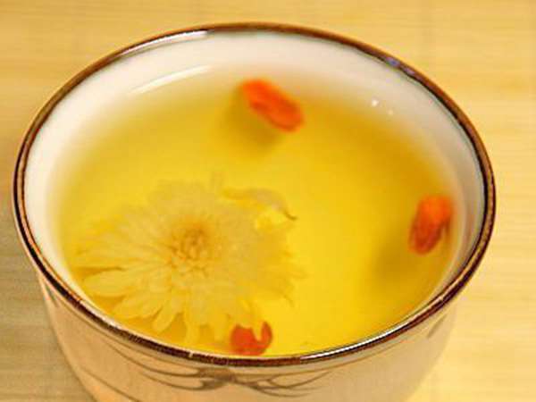 夏天喝什么茶最好 适合夏天喝的茶有哪些